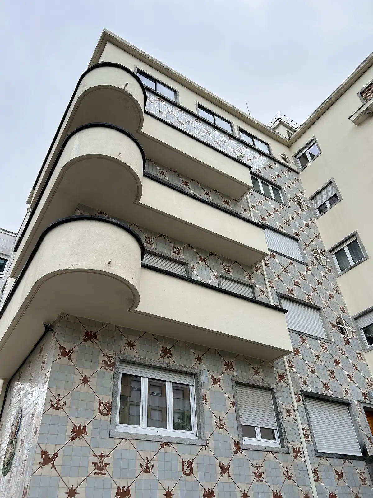 A residential apartment block in Lisbon, seen from the street.